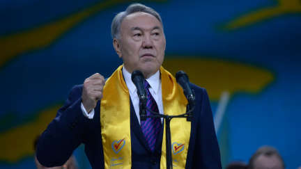 Demokratických 100 procent. Z Nazarbajeva bude věčný prezident