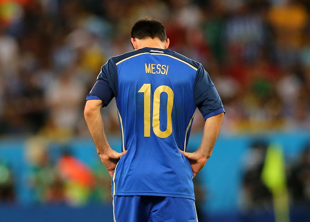 Nejlépe placeným fotbalistou planety je Messi, mezi trenéry dominuje Mourinho