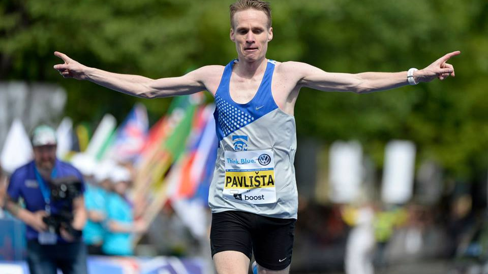 Mistry ČR v maratonu jsou Pavlišta a Macháčková