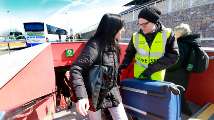 'Šaškárna' s nosiči na Veleslavíně skončí. Nahradí je zřejmě pás pro zavazadla