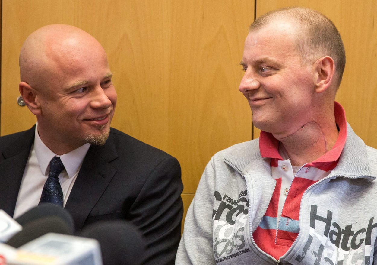 Polští lékaři provedli unikátní operaci, pacientovi transplantovali krk