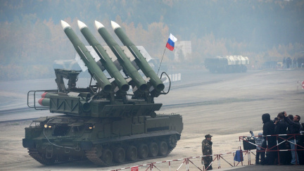 Boeing sestřelil Buk, přiznávají Rusové. Ale stále viní Kyjev