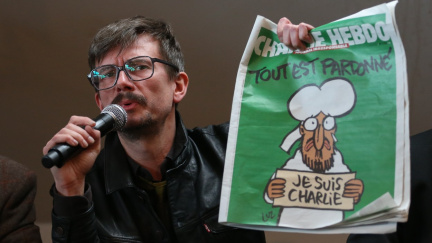 Autor karikatury Mohameda opouští Charlie Hebdo
