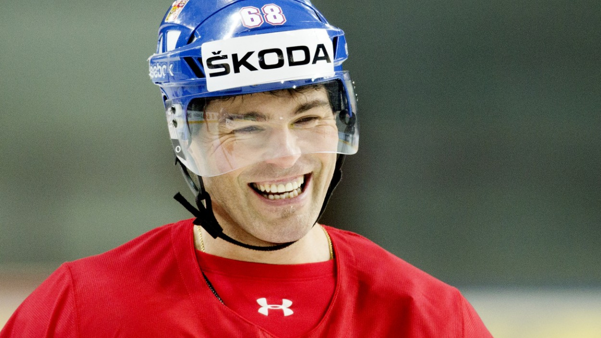 Získá rekordman Jágr opět Zlatou hokejku?