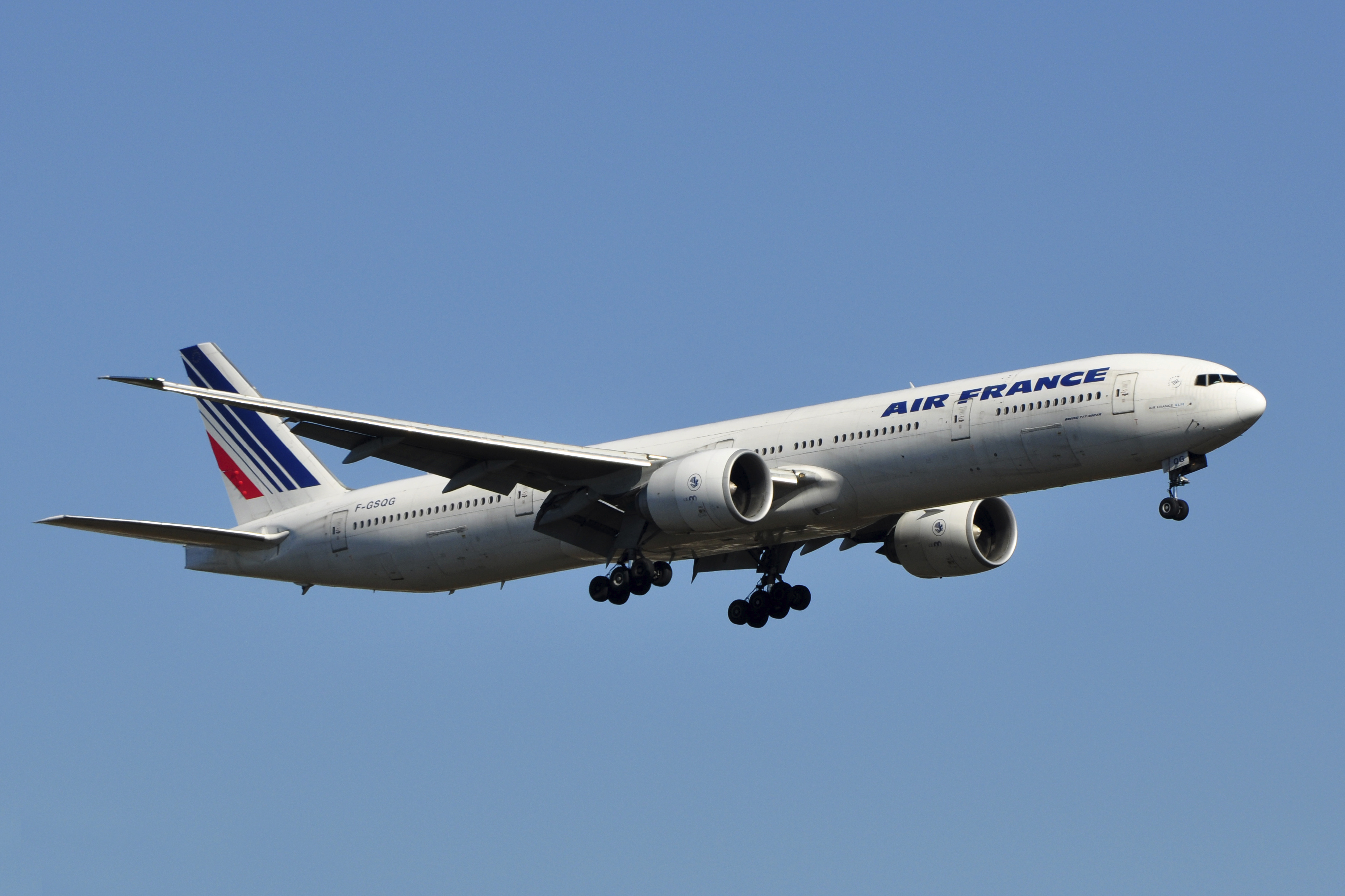 Letadlo Air France málem narazilo do sopky, vyhýbalo se bouři