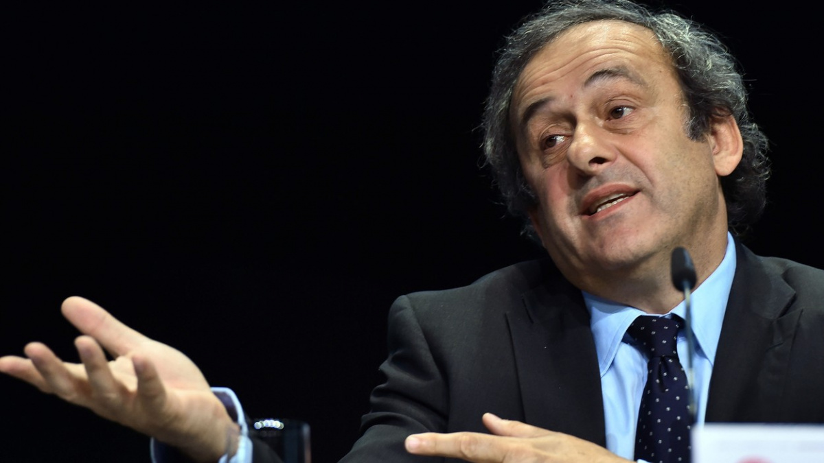 Hrozí bojkot MS ve fotbale? Ano, pokud zvítězí Blatter