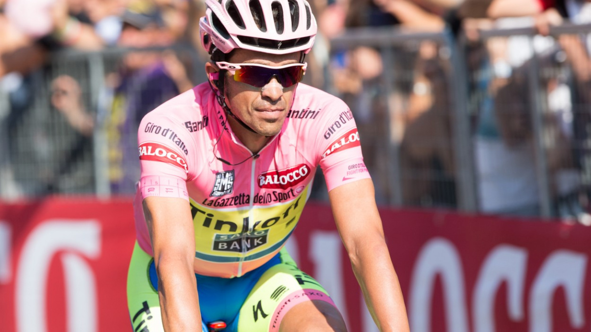 Contador motorové kolo nemá, shodli se odborníci z UCI