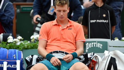 Smutné loučení s Paříží, Berdych nestačil na domácího Tsongu