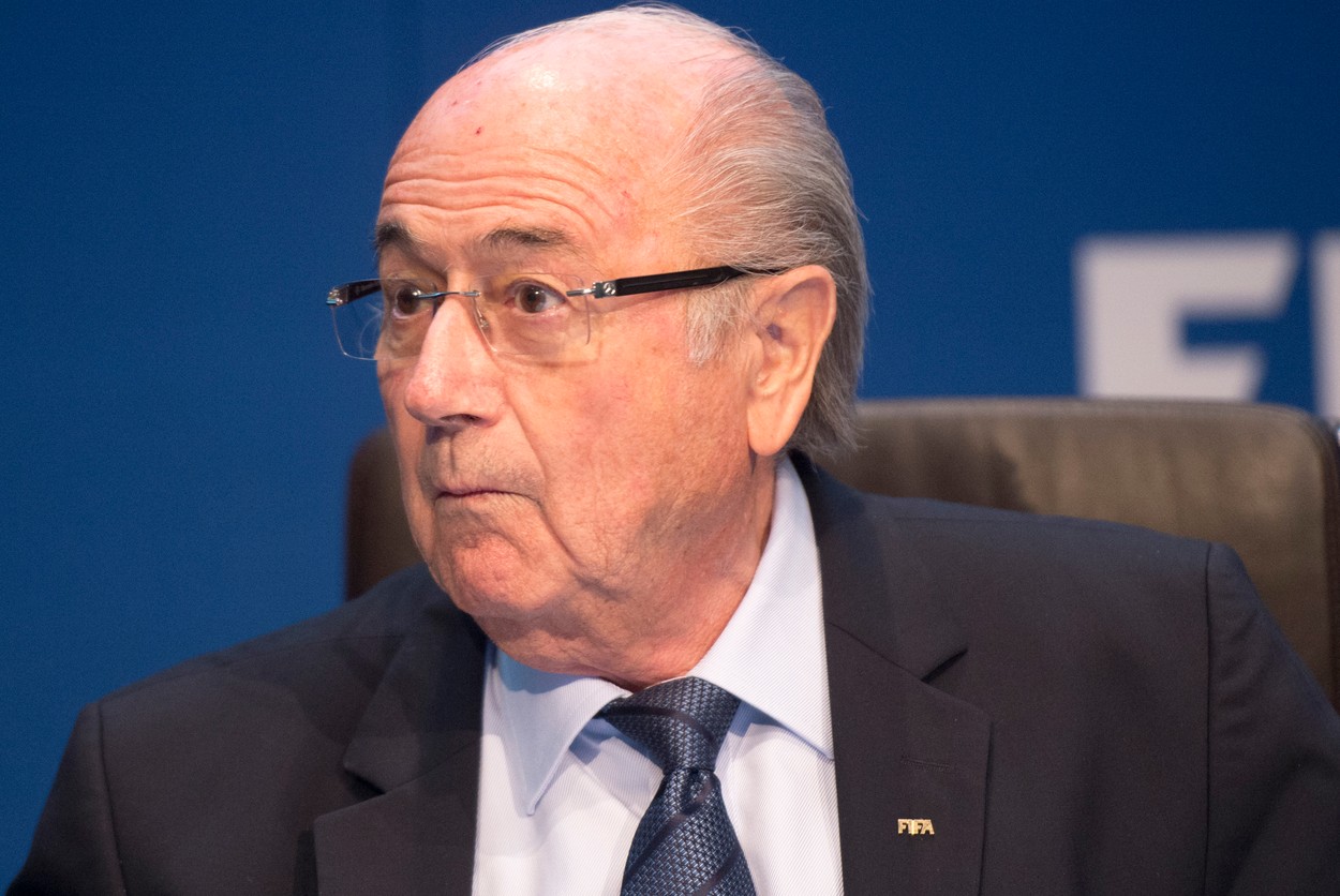 Překvapení! Šéf FIFA Blatter odstoupí. Ne všichni stojí za mnou, řekl