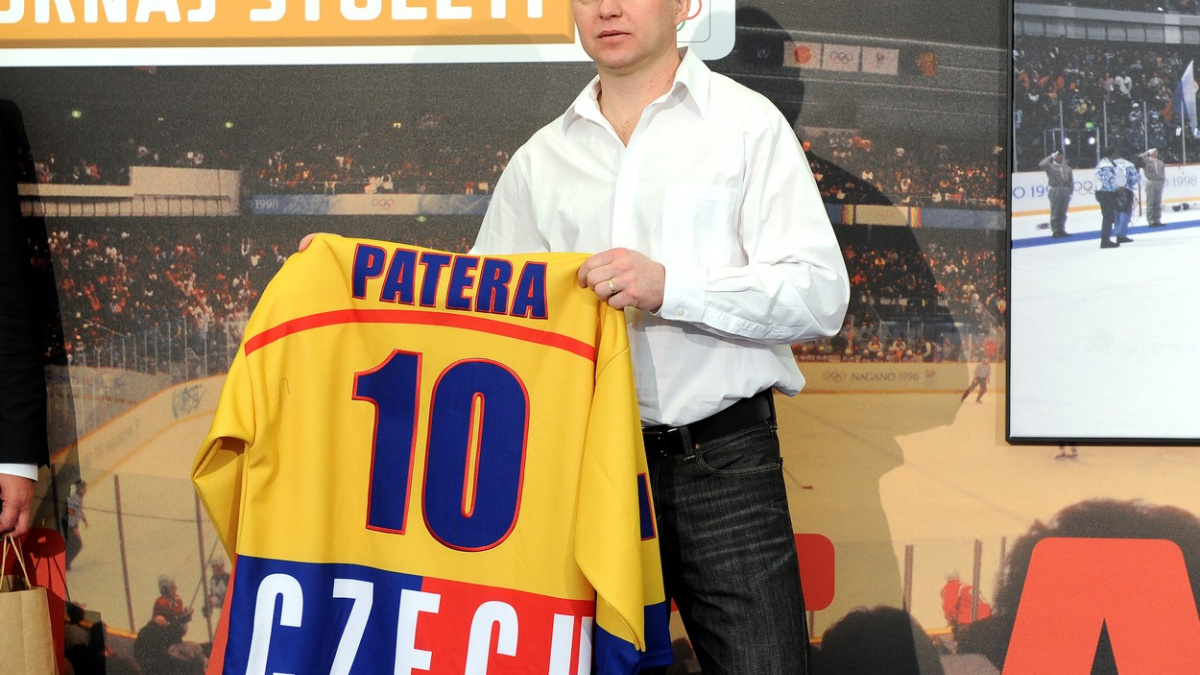Loučí se hokejová legenda z Nagana. Patera ukončil kariéru