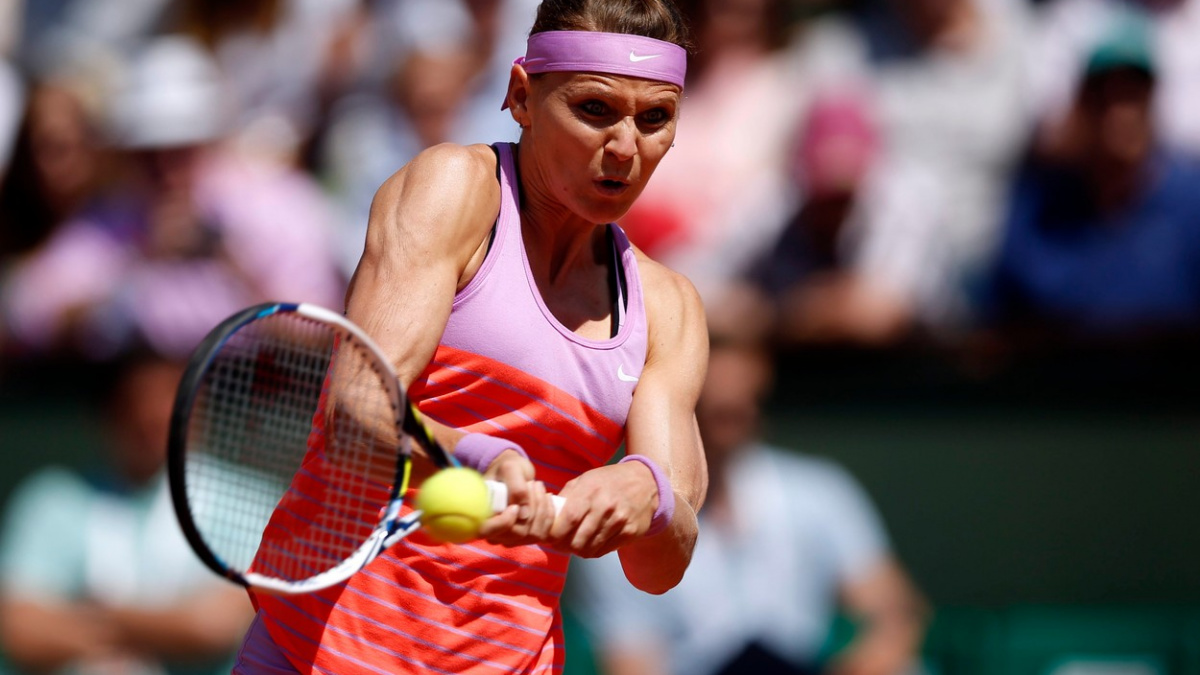 Lucie Šafářová je ve finále French Open!
