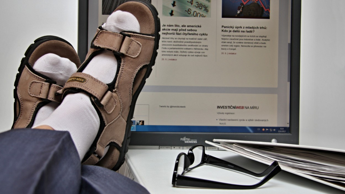 Úředníci dostanou místo peněz volno navíc. Třeba na zapití potomka