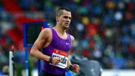 Holuša po srážce nedoběhl. Špotáková, Masná a Maslák zlatí