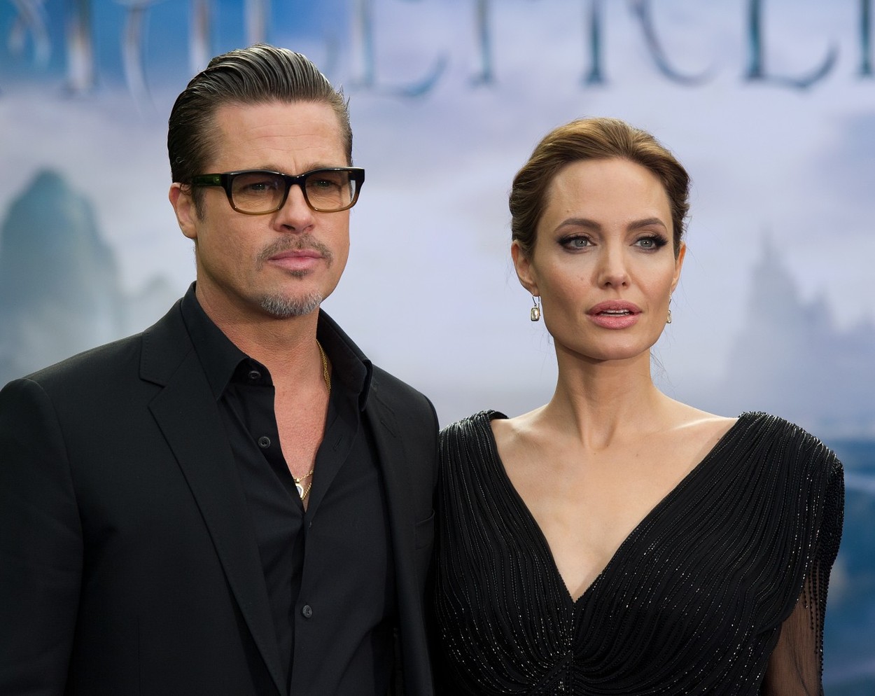 Pitt a Jolie kupují řecký ostrov za skoro 5 milionů dolarů