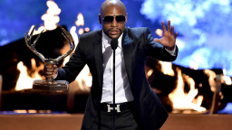 Boxer Mayweather si vydělal přes sedm miliard, čeští sportovci v žebříčku boháčů chybí