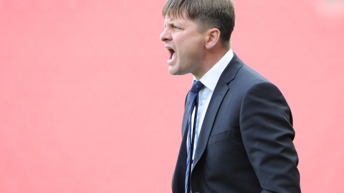 Beránek vydržel jen rok, Slavii povede Uhrin