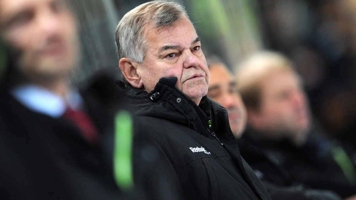 Rozhodnuto! Místo Růžičky povede české hokejisty zkušený Vůjtek