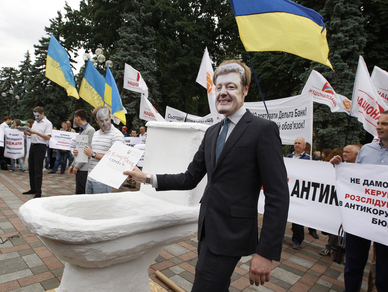 'Globální zločinci na Ukrajině a hrubá hra Evropy'