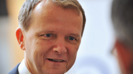 Babiš jde Valentovi na ruku a okrádá stát, říká Šincl. Podle Babiše lže