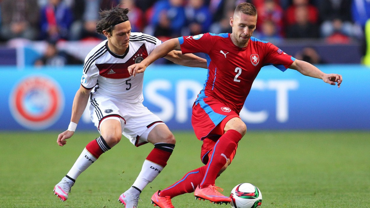 Lvíčata po remíze s Němci nepostoupila, Dánové jsou ve skupině první