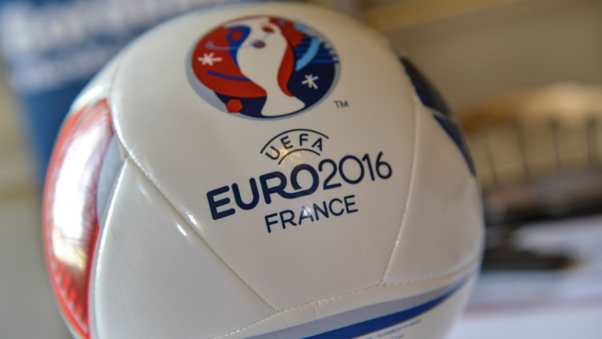 Fotbalové Euro 2016 bude vysílat Česká televize, nabídne přes padesát zápasů