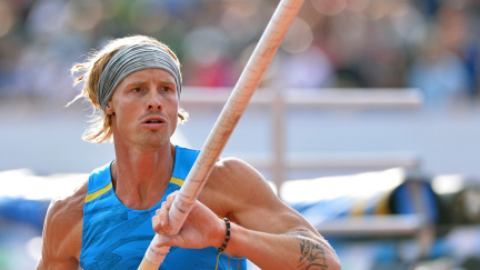 Balner skočil o tyči nový český rekord, Ptáčka překonal o jeden centimetr