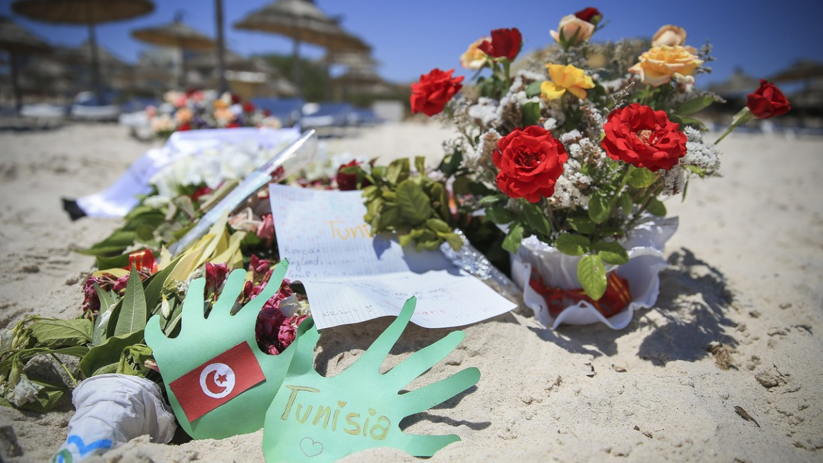 Tunisko zadrželo 12 lidí, které spojuje s útokem v Súse