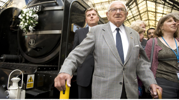 Vzor skromnosti a hrdina století: Svět se loučí s mužem, který bude chybět všem