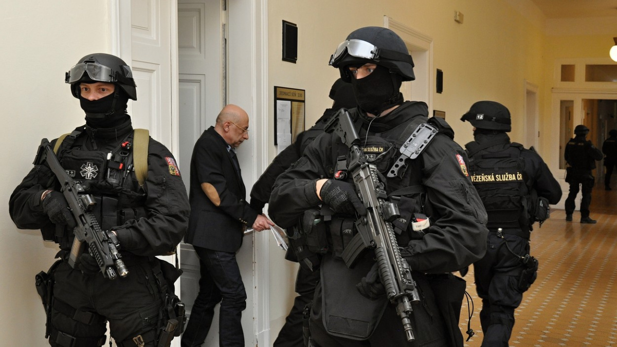 Taxikář zmizelých Čechů je bratr Libanonce zadržovaného v ČR