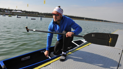 Aktualizováno: Zlatá obhajoba. Kanoista Fuksa je mistrem světa do 23 let