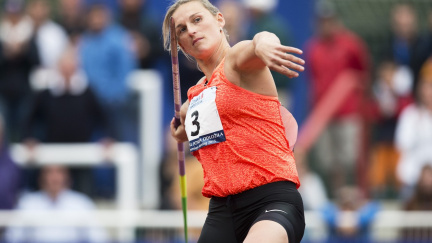 Špotáková prohrála o jediný centimetr, v Diamantové lize si upevnila vedení