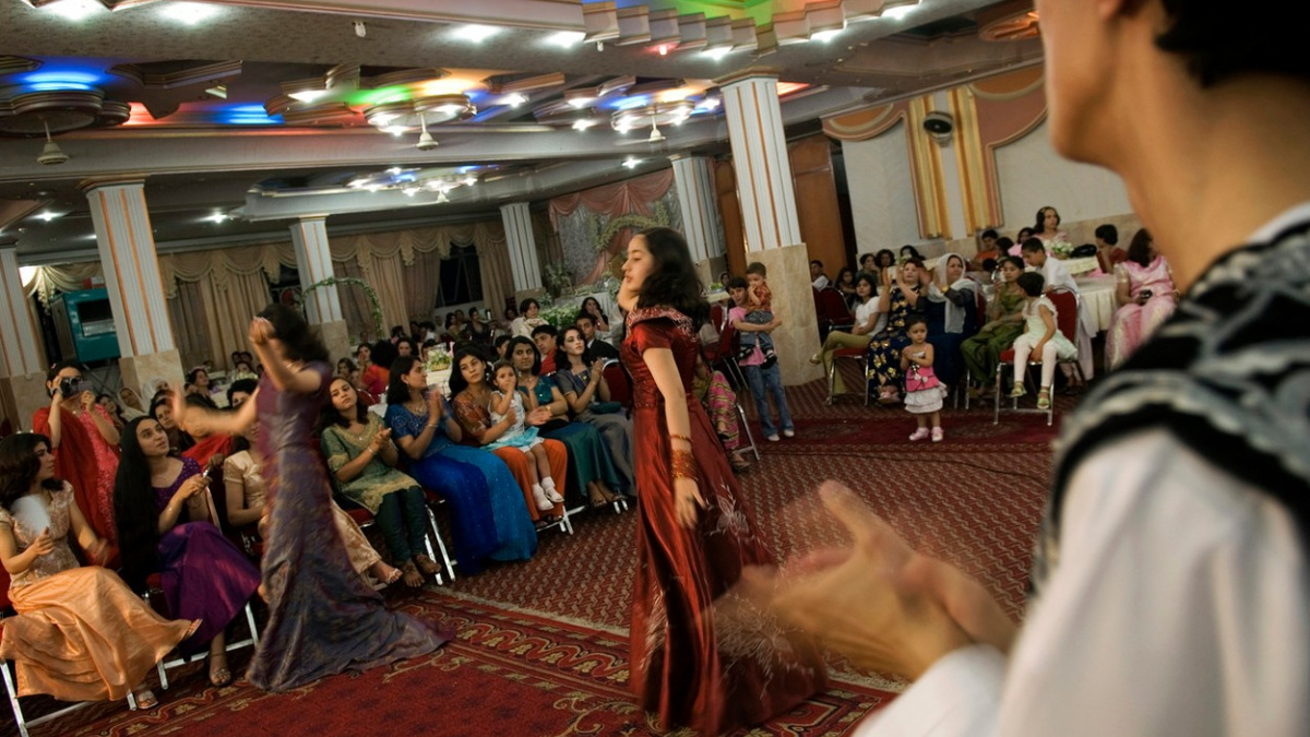 Krvavá přestřelka na afghánské svatbě: 21 mrtvých a deset zraněných