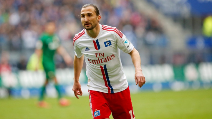 Můžeš odejít, řekli Jiráčkovi v Hamburku. Návrat do Čech se zatím nechystá