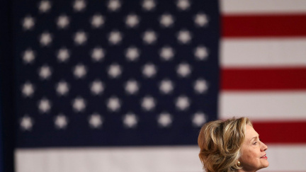 Clintonová v boji o Bílý dům sází na rodinu a ženskou notu