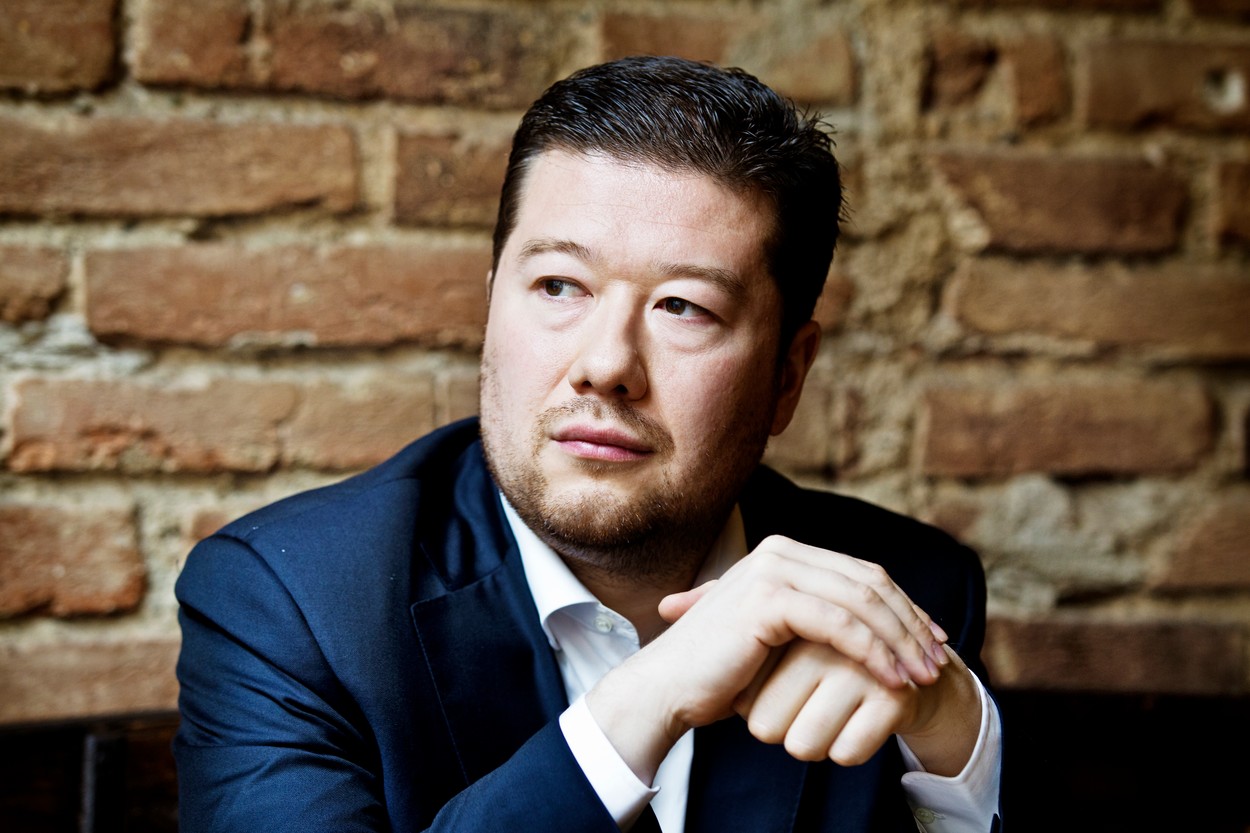 Okamura zase vládne. Zvolili ho předsedou jeho nového hnutí