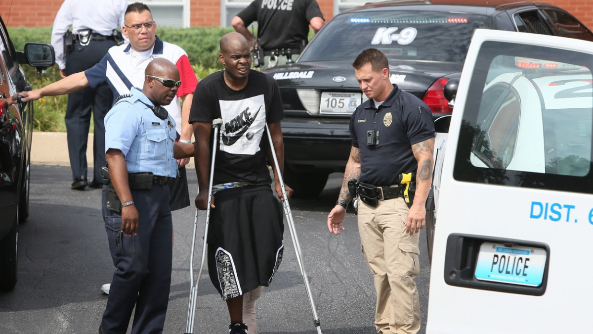 Vzpomínkovou akci ve Fergusonu narušila střelba