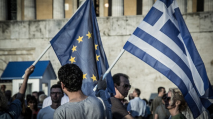 Aktualizováno: Řecko dostane další miliardy. S věřiteli se dohodlo na novém balíčku