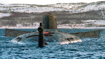 Chlouba Ruska, 'nezničitelná' ponorka Kursk, klesla před 15 lety ke dnu