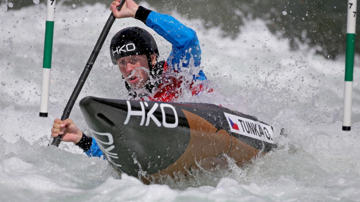 Kanál v Pau českým barvám nesvědčí, Hradilek pokazil semifinále