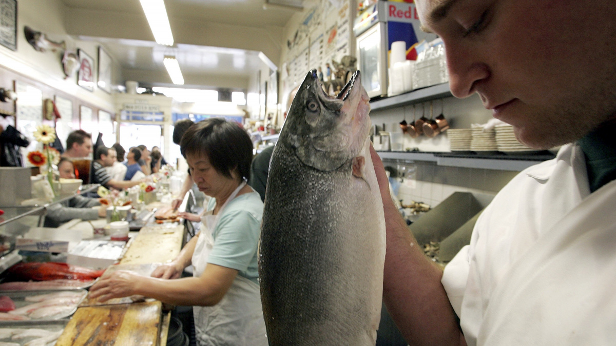 Náladu nezlepšuje jenom čokoláda. Zkuste i vejce či citrusové plody, radí lékařka