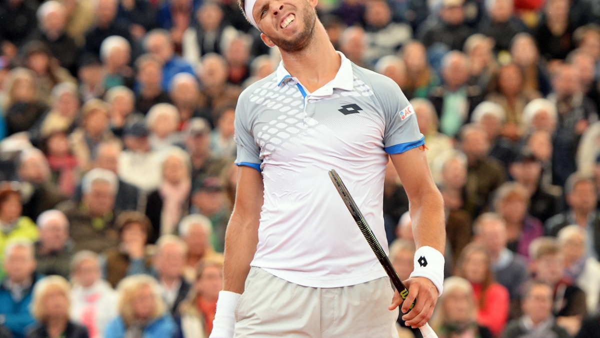 Zase konec v prvním kole. Veselý prohrál s Belluccim