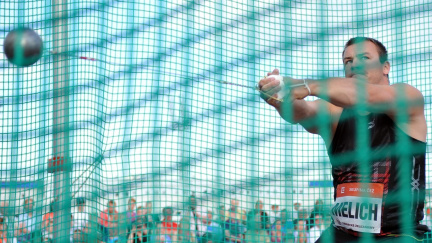 Kladivář Melich skončil už v kvalifikaci. Maraton má nejmladšího vítěze v historii