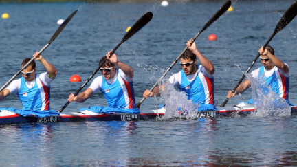 Fuksa se poprvé v kariéře stal mistrem světa, čtyřkajak má bronz