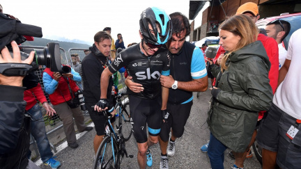 Froome vítězný double nezíská. Z Vuelty odstoupil kvůli zranění