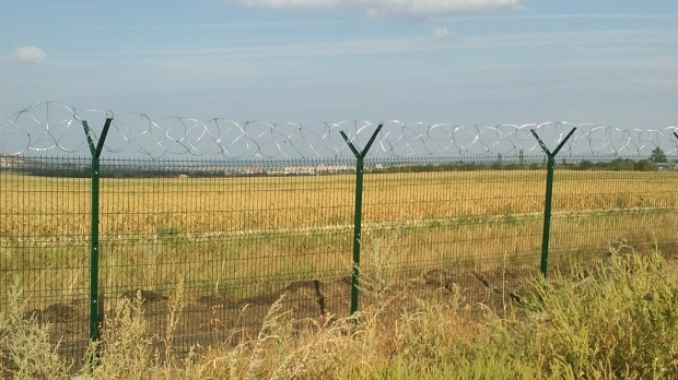 Rusko oplotilo hranice s povstaleckým Donbasem