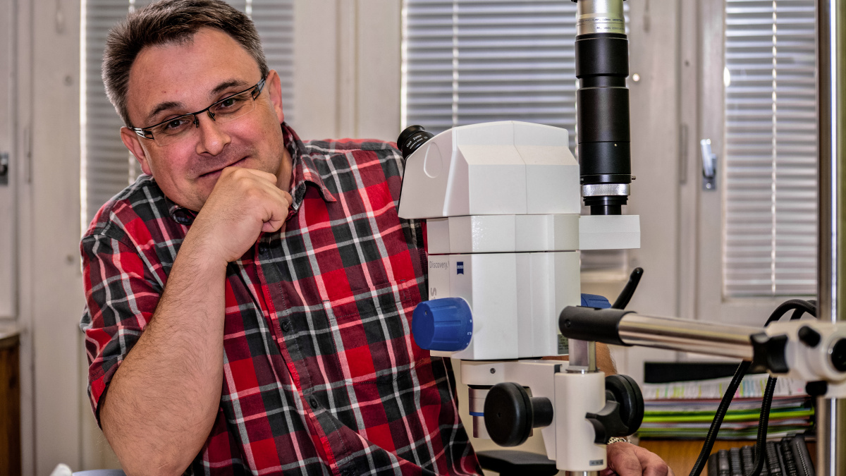 Umíte se správně podepsat? Jak se falšují podpisy a jak se padělatelům bránit