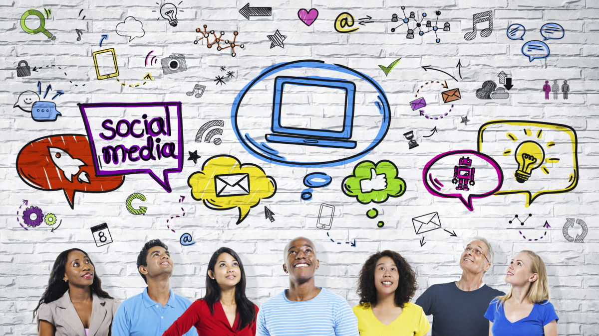 Facebook vás má přečtené. Jak vybírá 'lidi, které byste mohli znát?'