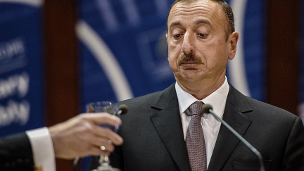 Rozezlení Azeři hrozí EU přehodnocením vztahů