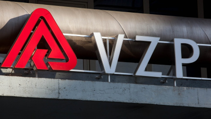 VZP snížila pohledávky, které má u dlužníků, na 29,7 miliardy. Poprvé v historii