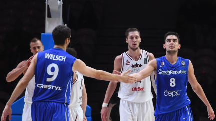 Čeští basketbalisté deklasovali Lotyšsko a mají nakročeno do Ria!